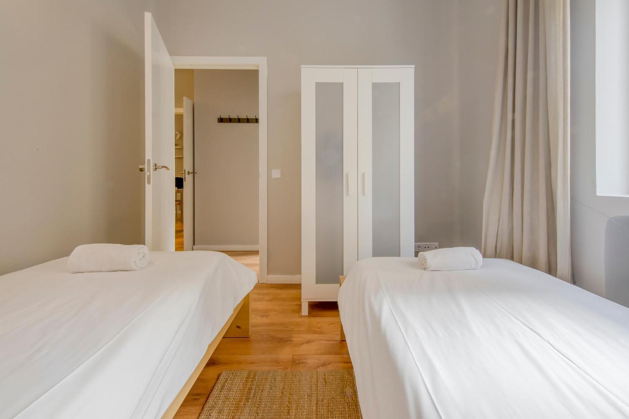 מדריד Excelente Piso De 3 Habitaciones En La Latina-Centro מראה חיצוני תמונה