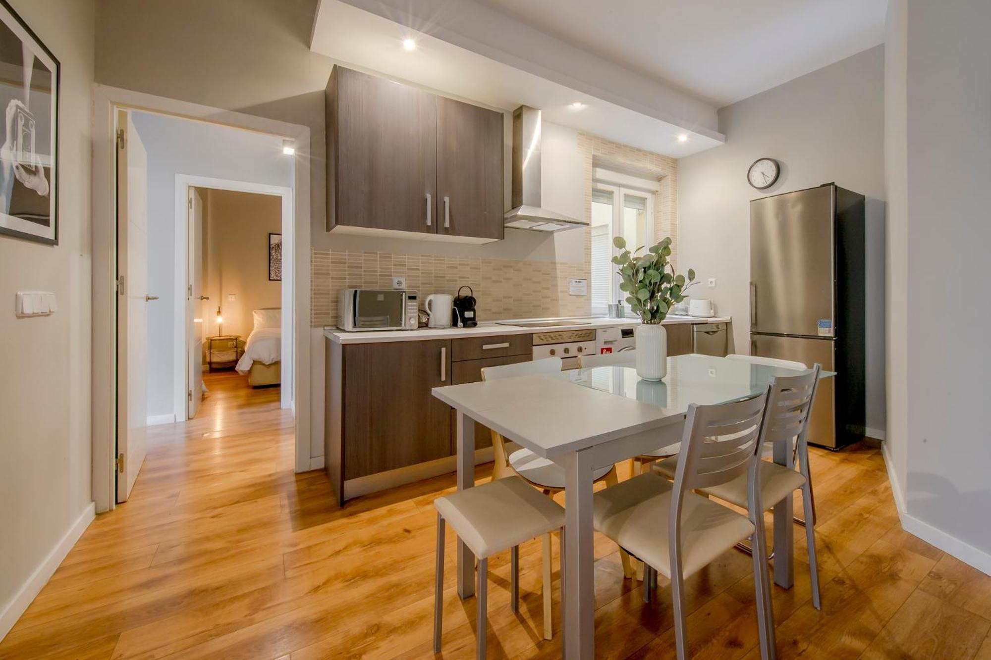 מדריד Excelente Piso De 3 Habitaciones En La Latina-Centro מראה חיצוני תמונה